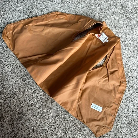 Vintage 70s lightweight  brown leather vest.  Sears brand, men’s size 40 regular - Picture 13 of 13